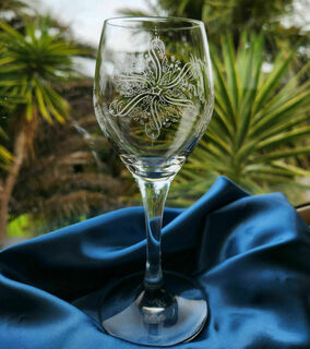 Wine Glass Merry Christmas